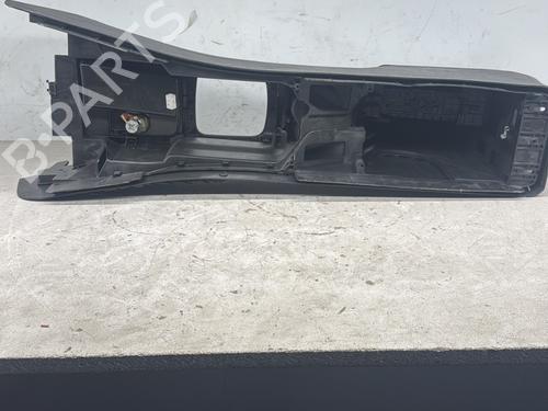 Console centrale Console centrale MERCEDES-BENZ A-CLASS (W169) A 180 CDI (169.007, 169.307) (109 hp) 33857274 33857274