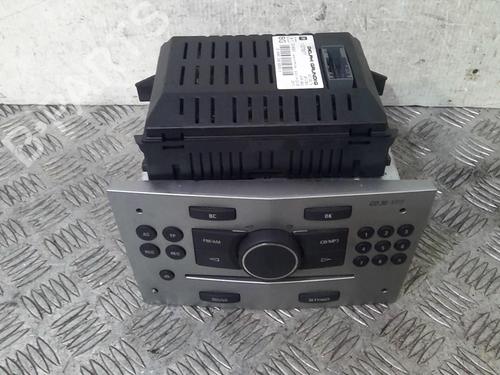 Used Radio Radio 21817500 21817500
