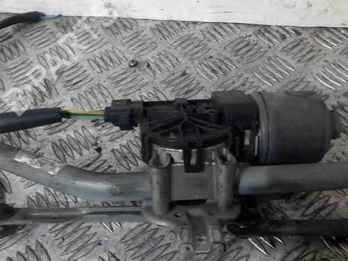 Used Front wiper motor Front wiper motor PEUGEOT 208 I (CA_, CC_) 1.4 HDi (68 hp) 20360490 20360490