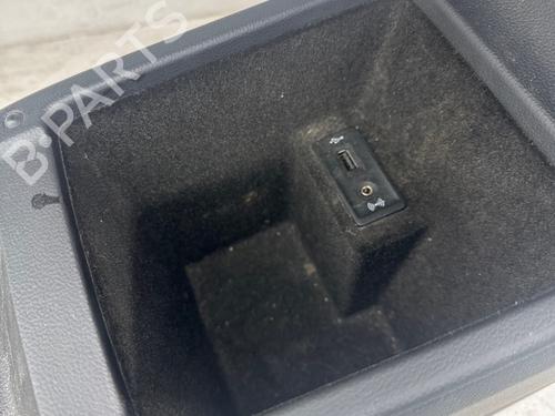 Middle console VW PASSAT B8 Variant (3G5, CB5) 2.0 TDI | BP39647040I22 - Image 3