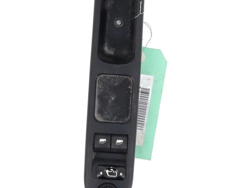 Used Left front window switch Left front window switch PEUGEOT 307 (3A/C) 2.0 HDi 110 (107 hp) 28283534 28283534