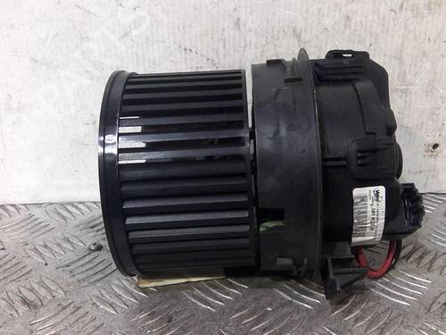 Used Heater blower motor Heater blower motor PEUGEOT 208 I (CA_, CC_) 1.5 BlueHDI 100 (102 hp) 20351737 20351737