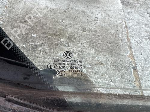 rear-right-door-window-vw-golf-plus-v-5m1-521-2004-2005-2006-2007-2008-2009-2010-2011-2012-2013-38940205 main image