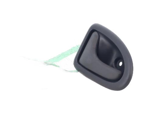 Venstre fortil invendig håndtag RENAULT CLIO II (BB_, CB_) 1.2 (BB0A, BB0F, BB10, BB1K, BB28, BB2D, BB2H, CB0A,... (58 hp) 31604189