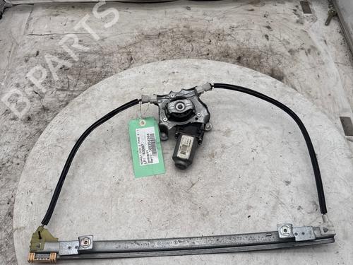 Rudehejsemekanisme ventre foran Rudehejsemekanisme ventre foran RENAULT CLIO II (BB_, CB_) 1.6 16V (BB01, BB0H, BB0T, BB14, BB1D, BB1R, BB2KL, BB3G... (107 hp) 37278348 37278348