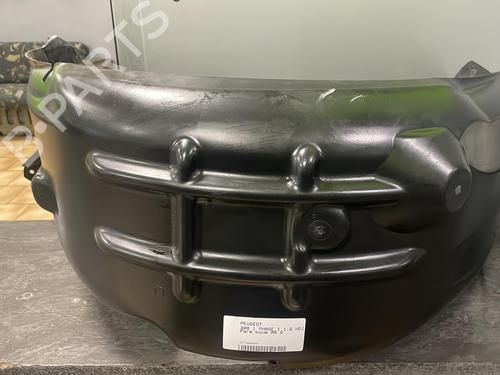 Wheel arch PEUGEOT 308 I (4A_, 4C_) 1.6 HDi | BP28416286C56 