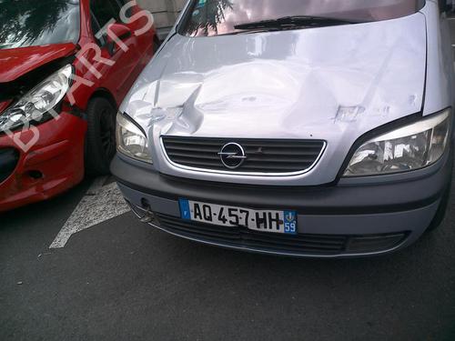 Right taillight OPEL ZAFIRA A MPV (T98) 2.0 DTI 16V (F75) | BP21999024C35 