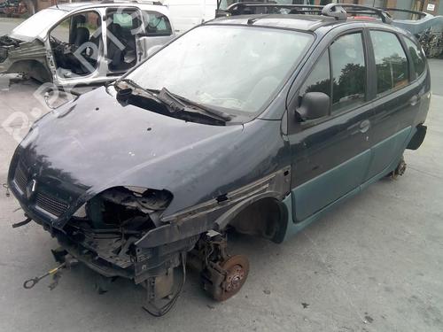 Left headlight RENAULT SCÉNIC I MPV (JA0/1_, FA0_) 1.9 dCi RX4 | BP20359669C28 