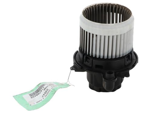 Used Heater blower motor Heater blower motor DACIA SANDERO II TCe 90 (B8M1, B8MA, B8AC) (90 hp) 28211073 28211073
