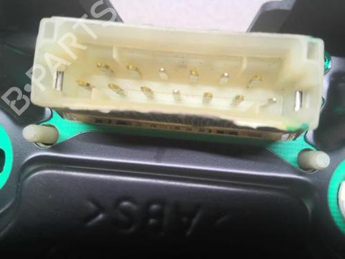 Used Instrument cluster Instrument cluster OPEL COMBO Tour 1.7 DI 16V (65 hp) 21798361 21798361