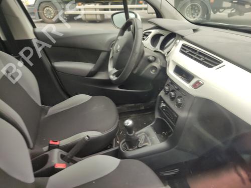 Right headlight CITROËN C3 II (SC_) 1.4 HDi 70 (SC8HZC, SC8HR0, SC8HP4) | BP31983814C29 