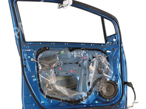 Used Left front door Left front door TOYOTA YARIS (_P9_) 1.33 VVT-i (NSP90_, NSP90R) (100 hp) 26011793 26011793
