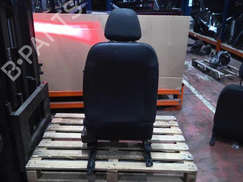 Left front seat RENAULT MEGANE IV Hatchback (B9A/M/N_) 1.5 dCi 90 (B9A1) | BP30318304C15 