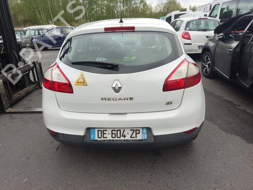 Fuse box RENAULT MEGANE III Hatchback (BZ0/1_, B3_) 1.5 dCi (BZ09, BZ0D, BZ1W, BZ29, BZ14) | BP26606772E1 - Image 11