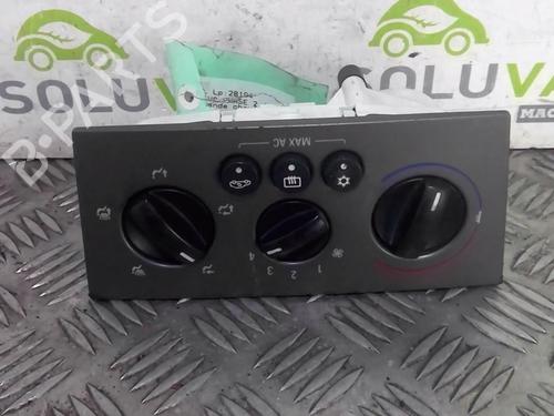Used Climate control OPEL MERIVA A MPV (X03) 1.4 16V Twinport (E75) (90 hp) 22000025