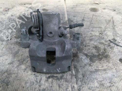 Etrier arriere droit CITROËN C5 III Break (RW_) 2.0 HDi (136 hp) 31878569