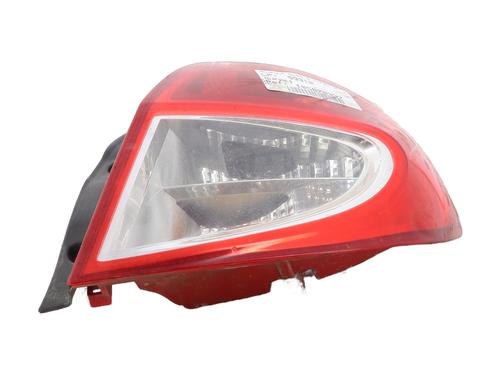 Right taillight RENAULT CLIO III (BR0/1, CR0/1) 1.2 16V Hi-Flex (BR1U, CR1U) | BP27352727C35 