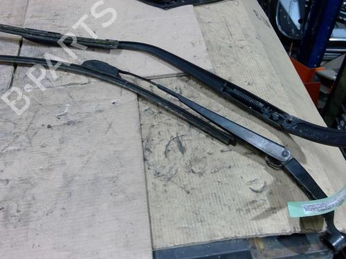 Vindspejlsviskerarm MAZDA 2 (DE_, DH_) 1.4 MZR-CD (68 hp) 31997827