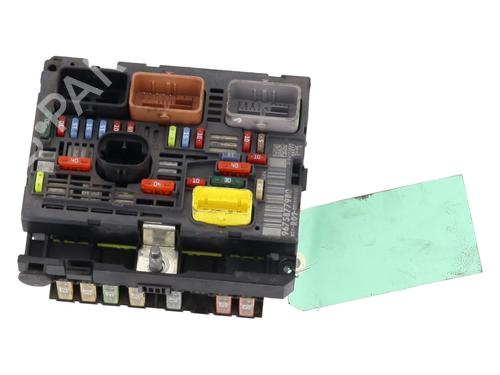Used Fuse box CITROËN C4 Grand Picasso I (UA_) 1.6 HDi 110 (112 hp) 28589637