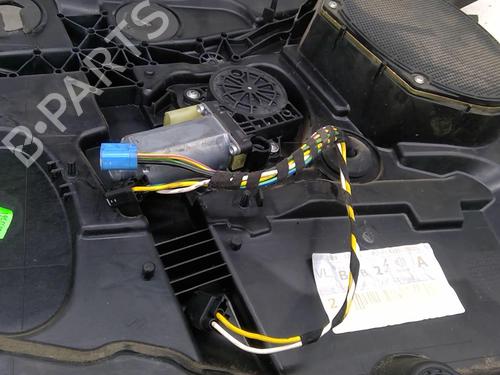 Rudehejsemekanisme ventre foran Rudehejsemekanisme ventre foran FORD FUSION (JU_) 1.4 TDCi (68 hp) 33876328 33876328