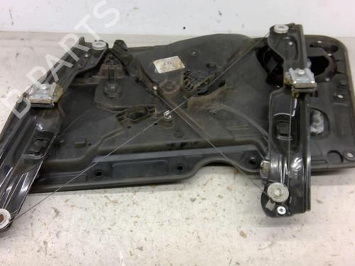 Rudehejsemekanisme ventre foran Rudehejsemekanisme ventre foran VW GOLF VI (5K1) [2008-2014] 33876317 33876317