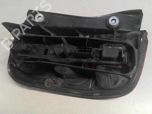 Used Right taillight NISSAN MICRA III (K12) 1.2 16V (80 hp) 22003489