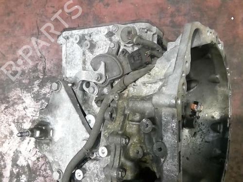 Used Gearbox RENAULT SCÉNIC II (JM0/1_) 2.0 dCi (JM1K) (150 hp) 21574144