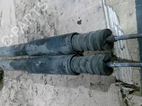 right-rear-shock-absorber-renault-clio-iii-br01-cr01-2005-2006-2007-2008-2009-2010-2011-2012-2013-2014-31983686 main image