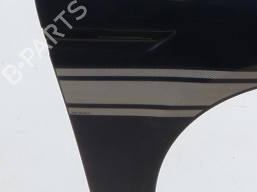 right-front-fenders-renault-megane-iv-grandtour-k9amn_-2016-37246452 main image