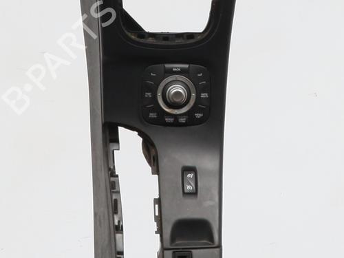 Middle console RENAULT MEGANE III Hatchback (BZ0/1_, B3_) 1.5 dCi (BZ0C) | BP29493127I22 
