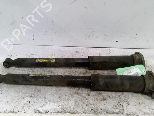 Used Right rear shock absorber Right rear shock absorber MERCEDES-BENZ C-CLASS (W205) C 300 e (205.053) (320 hp) 32849998 32849998