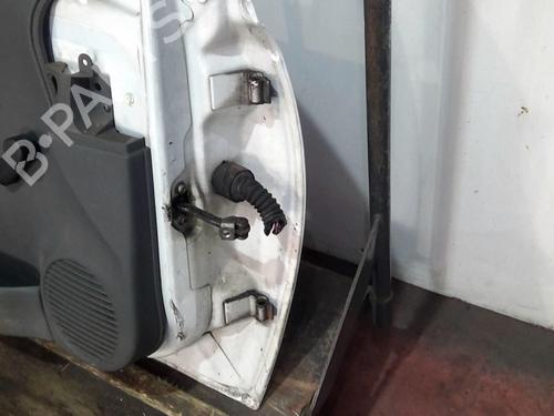 Used Left front door OPEL COMBO Tour 1.7 DI 16V (65 hp) 20355826