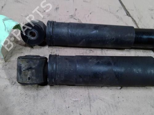 Used Right rear shock absorber Right rear shock absorber RENAULT TRAFIC III Bus (JG_) 1.6 dCi 125 (JGMH) (125 hp) 32077732 32077732