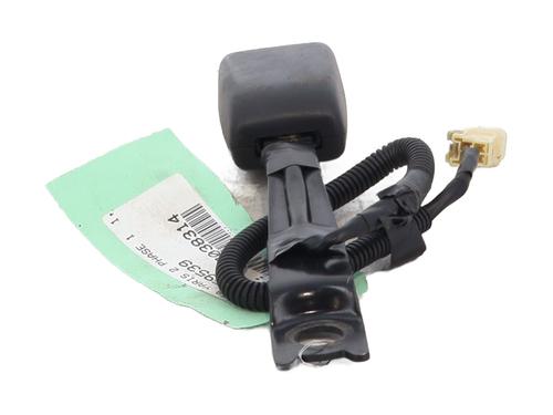 Boucle de ceinture de sécurité TOYOTA YARIS (_P9_) 1.4 D-4D (NLP90_, NLP90R) | BP30866325I32