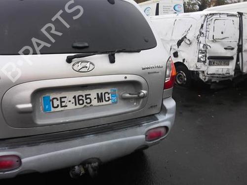 Left headlight HYUNDAI SANTA FÉ I (SM) 2.0 CRDi 4x4 | BP21520993C28 