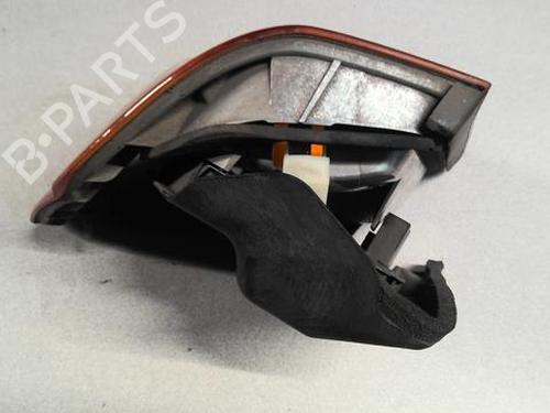 Used Right taillight Right taillight BMW 3 (E46) 320 d (129 hp) 22001021 22001021