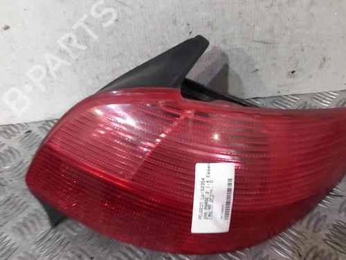Right taillight PEUGEOT 206 Hatchback (2A/C) 1.4 i | BP20359525C35 