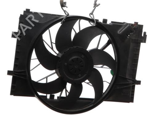 Used Radiator fan Radiator fan MERCEDES-BENZ C-CLASS (W203) C 200 CDI (203.007) (122 hp) 33328781 33328781