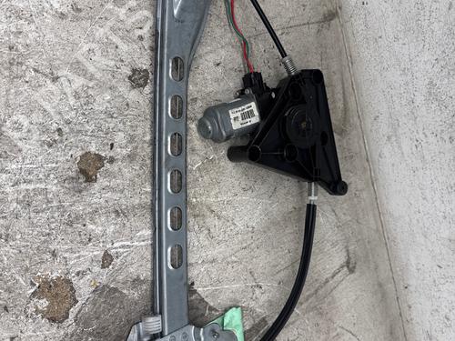 Front right window mechanism PEUGEOT 108 1.0 VTi 72 | BP38470900C23 - Image 2