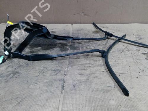 front-windshield-wiper-arm-mercedes-benz-e-class-w211-2002-2003-2004-2005-2006-2007-2008-2009-31823816 main image