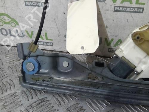 Used Rear left window mechanism Rear left window mechanism RENAULT LAGUNA III Grandtour (KT0/1) 2.0 dCi (KT07, KT0J, KT14, KT1A, KT1S) (131 hp) 20370195 20370195