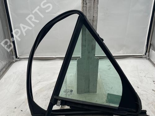 rear-right-door-window-cadillac-sts-2004-2005-2006-2007-37743016 main image