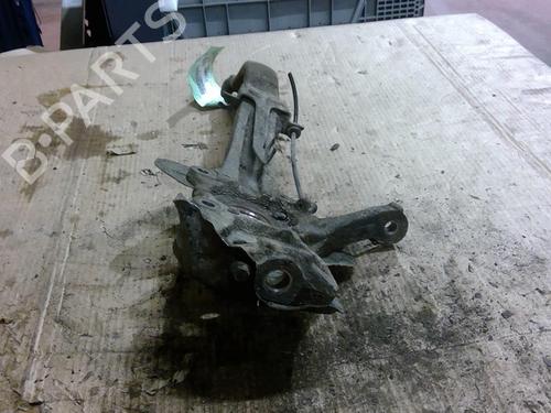 Right front steering knuckle ALFA ROMEO GT (937_) 1.9 JTD (937CXN1B) | BP30912518M26