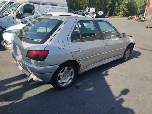Used Parts PEUGEOT 306 Hatchback (7A, 7C, N3, N5) 1.6 (89 hp) 4261847