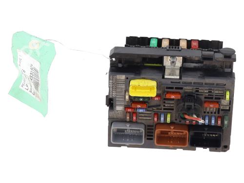 Used Fuse box PEUGEOT 3008 I MPV (0U_) 1.6 HDi (109 hp) 30116305
