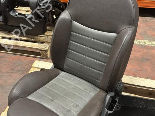 Right front seat FIAT 500 (312_) 1.2 (312AXA1A) | BP33945515C16  - Image 8
