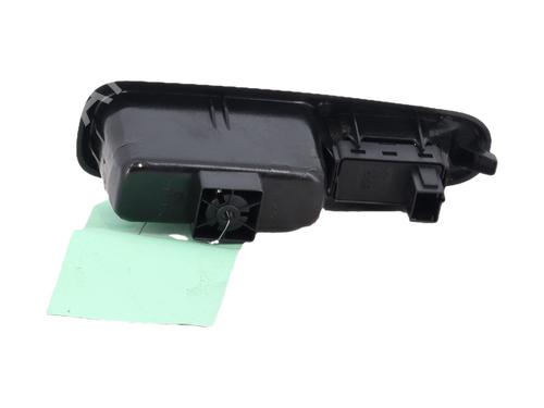 Used Right rear window switch Right rear window switch PEUGEOT 5008 (0U_, 0E_) 1.6 BlueHDi 120 (120 hp) 33681367 33681367