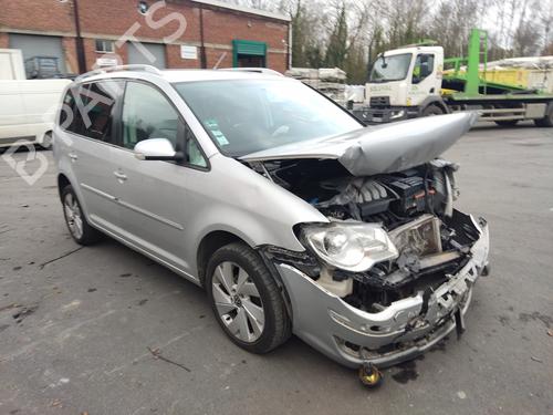 Right taillight VW TOURAN (1T1, 1T2) 1.9 TDI | BP23996038C35 