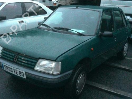 Left mirror PEUGEOT 205 II (20A/C) 1.7 Diesel | BP21592016C26