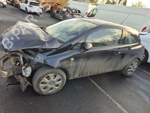 Third brake light OPEL CORSA D (S07) 1.3 CDTI (L08, L68) | BP31878647L11